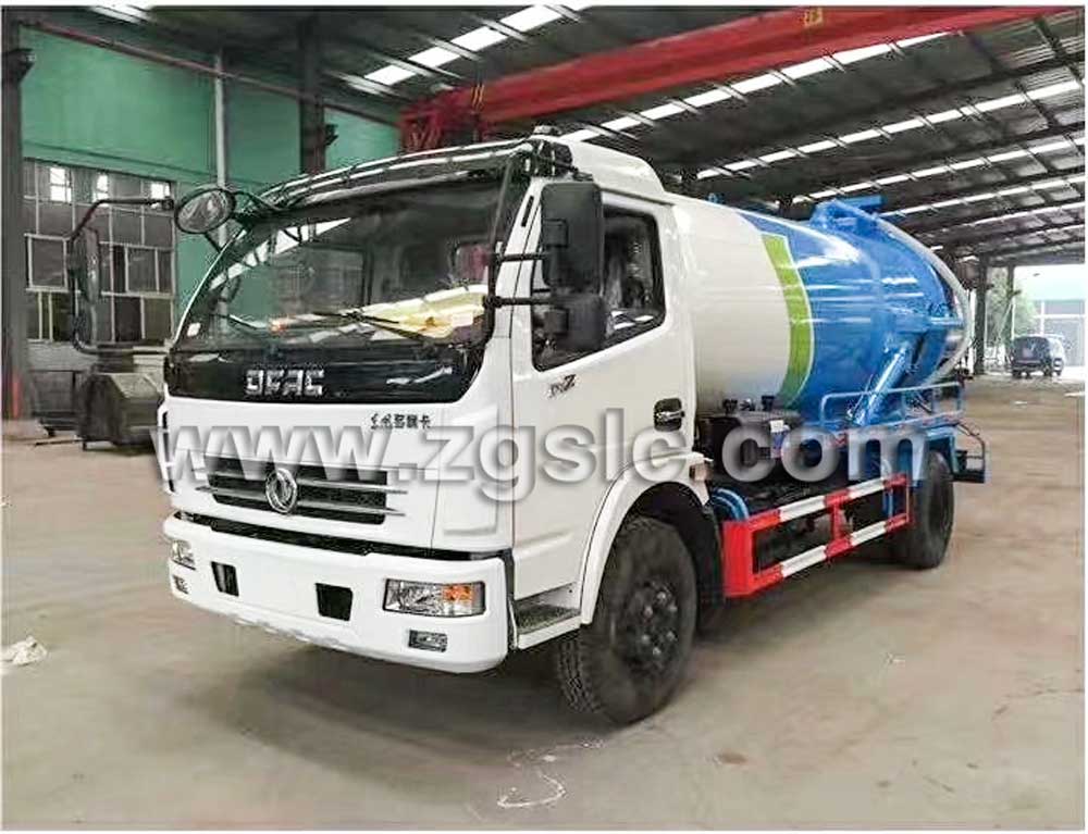 湖北程力東風(fēng)大多利卡吸污車(國五)
