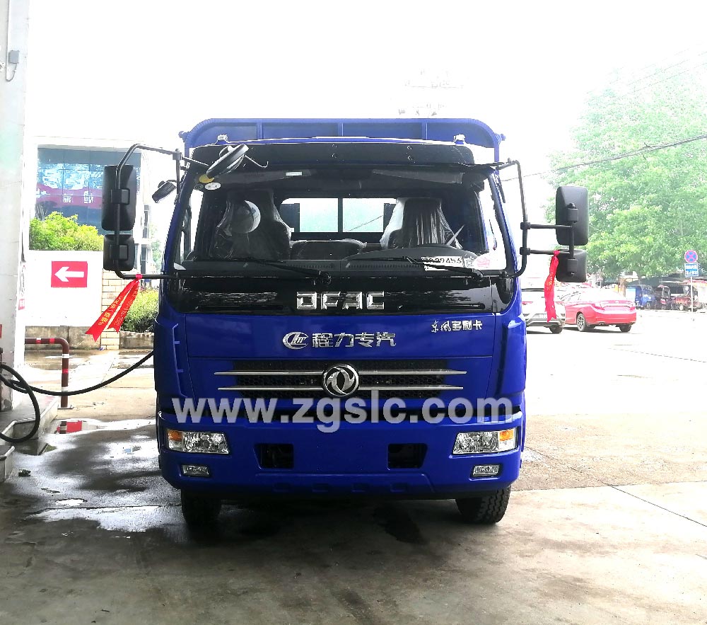 程力東風(fēng)多利卡黃牌挖機(jī)平板運(yùn)輸車(國五)