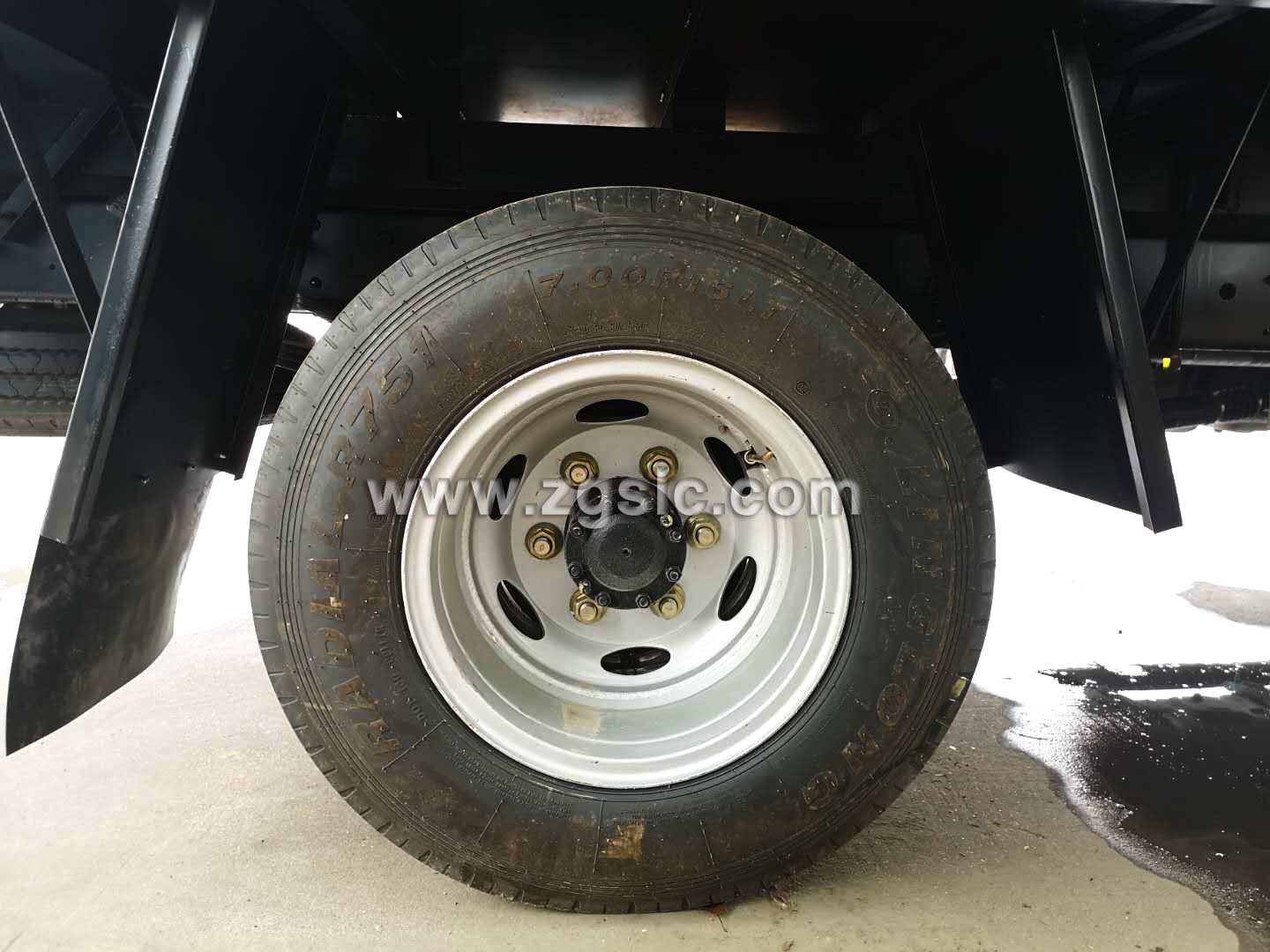 湖北程力解放虎威爆破器材運輸車(國五)