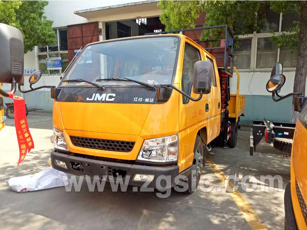 江鈴10米高空作業(yè)升降平臺車(國五)那家好