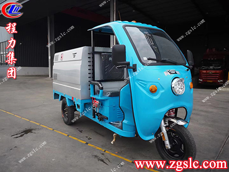 一人一車即可完成清洗作業(yè)，程力牌三輪高壓清洗車清洗道路的好幫手